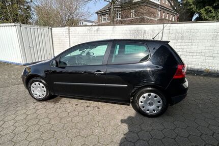 VW Golf 172.000 km 2.100 &euro; Düsseldorf 40593