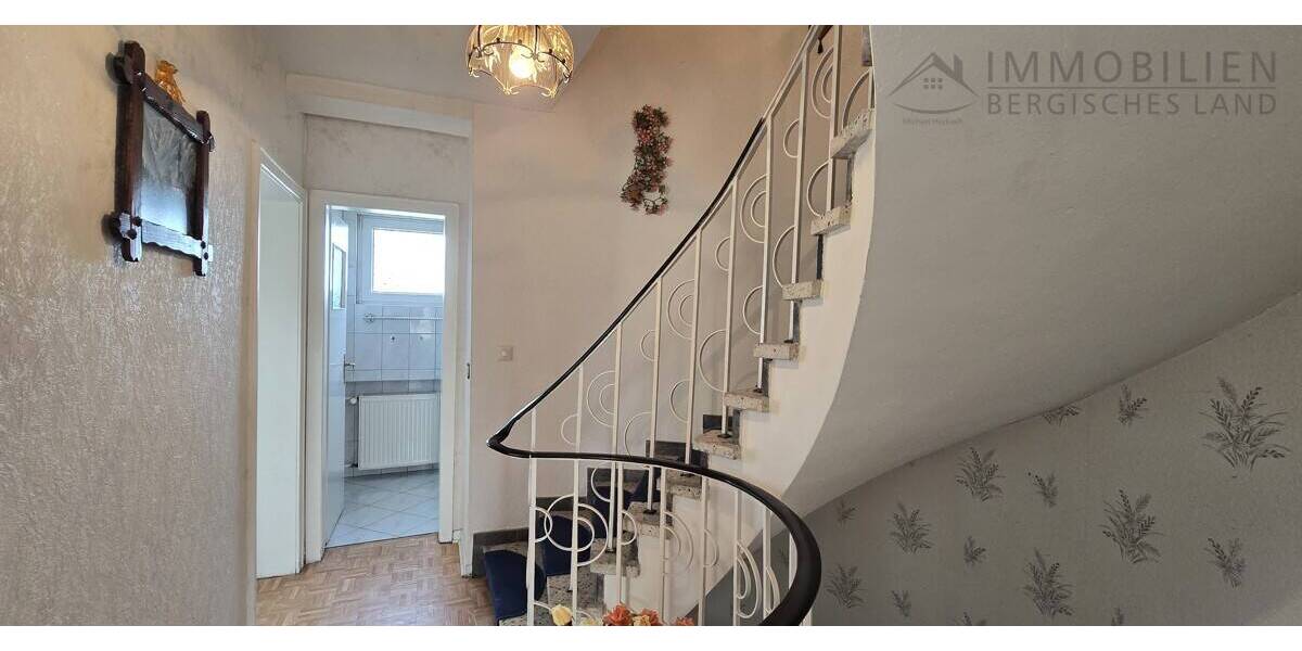 Reihenendhaus Hückeswagen Wiehagen - 4 Zimmer, 90 m&sup2;, 265.000&euro; | Angebot:26389059