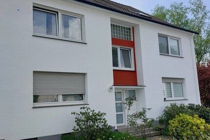 Mehrfam. Haus mit 14 Wohnungen und 8 Garagen in Wuppertal - Haus Wuppertal Vohwinkel | Angebot:21638881