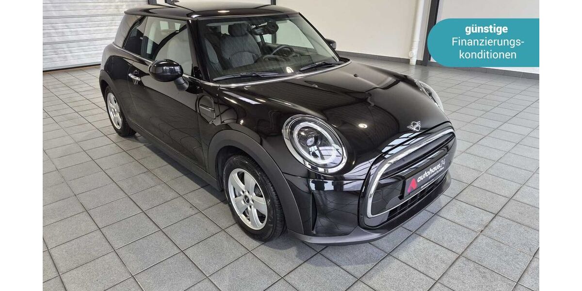 Mini One First 41.292 km 17.390 &euro; Wuppertal 42287