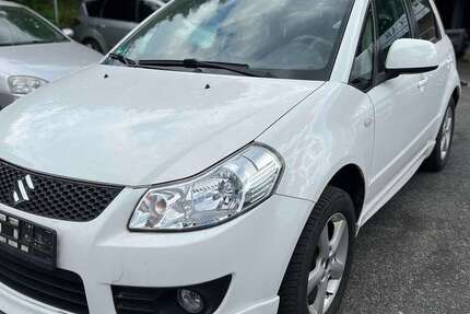 Suzuki SX4 147.470 km 3.900 &euro; Solingen 42655