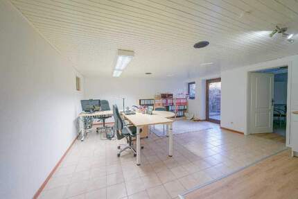 Gewerbeobjekt Ratingen Zentrum - 2 Zimmer, 65 m&sup2;, 450&euro; | Angebot:25769433