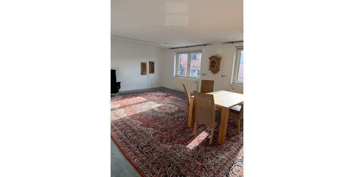 Etagenwohnung Velbert Nierenhof - 3 Zimmer, 101 m&sup2;, 850&euro; | Angebot:25793716