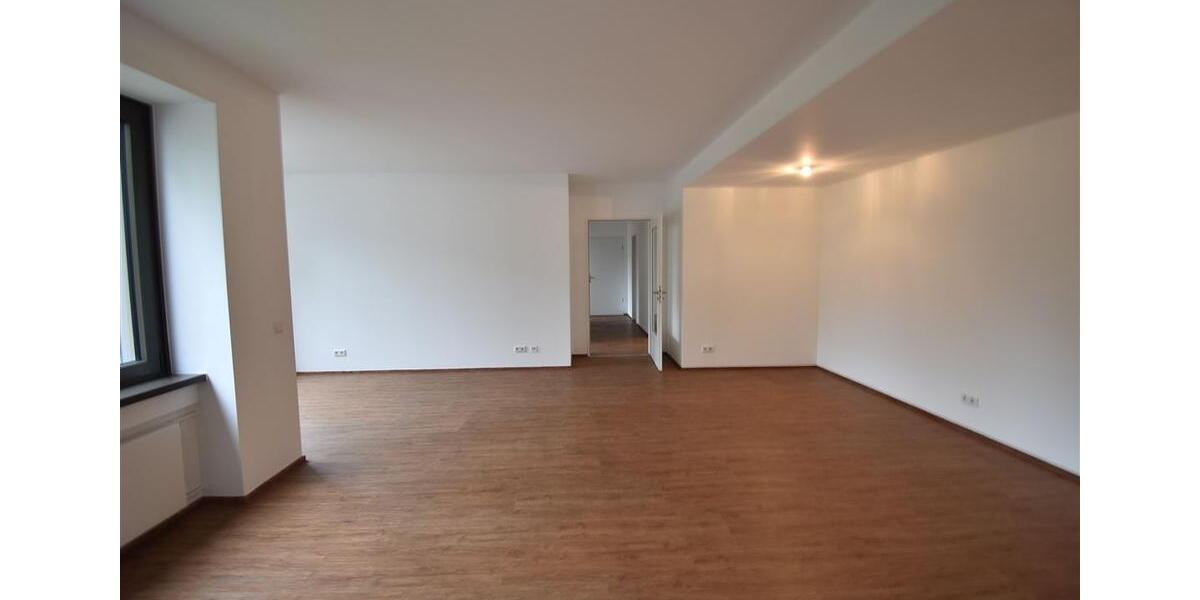 Etagenwohnung Düsseldorf Stadtbezirk 2 - 3 Zimmer, 1.750&euro; | Angebot:17972121