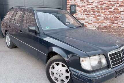 Mercedes-Benz 220 414.306 km 1.900 &euro; Essen 45219