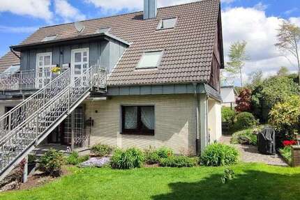 Haus Solingen Mitte - 9 Zimmer, 272 m&sup2;, 599.000&euro; | Angebot:25252578