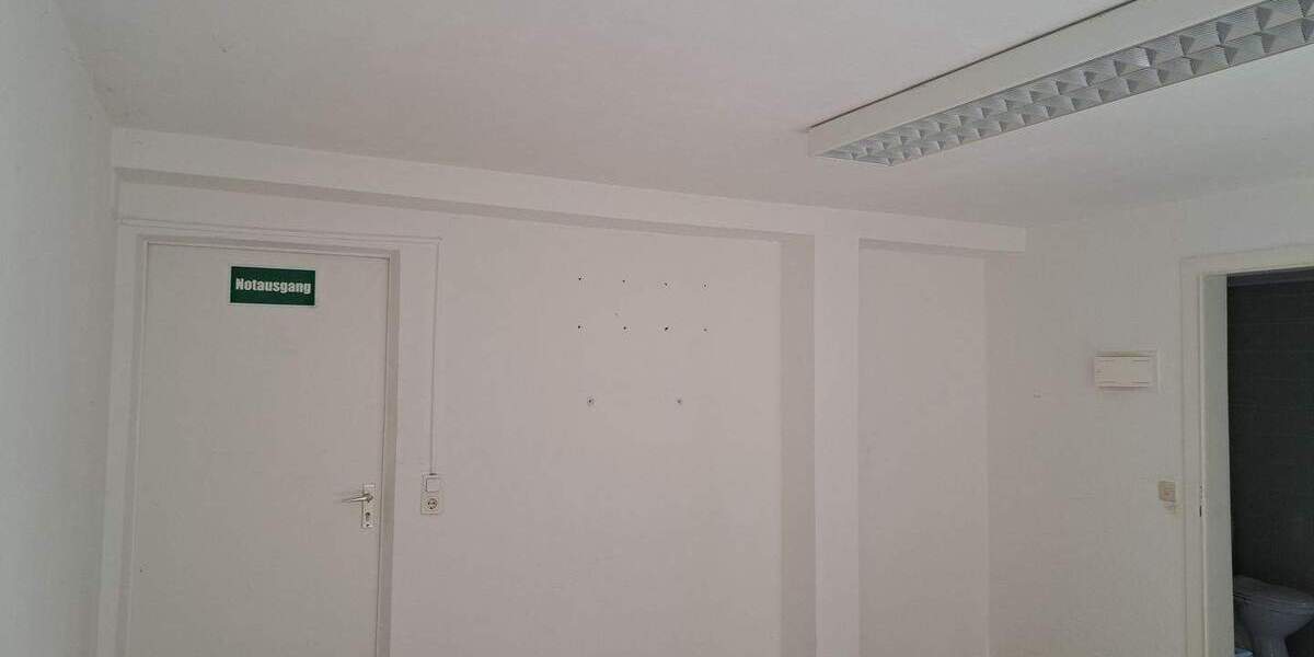 Gewerbeobjekt Ratingen Zentrum - 1 Zimmer, 126 m&sup2;, 1.250&euro; | Angebot:26617182