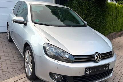 VW Golf 135.000 km 5.799 &euro; Ratingen 40883