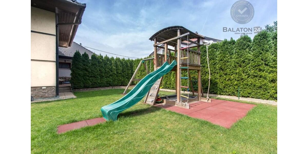 Ferienimmobilie Essen Südviertel - 71&euro; | Angebot:24433737