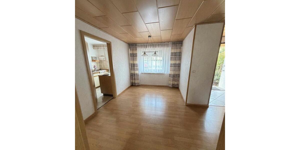 Reihenhaus Ennepetal - 4 Zimmer, 121 m&sup2;, 270.000&euro; | Angebot:27301314
