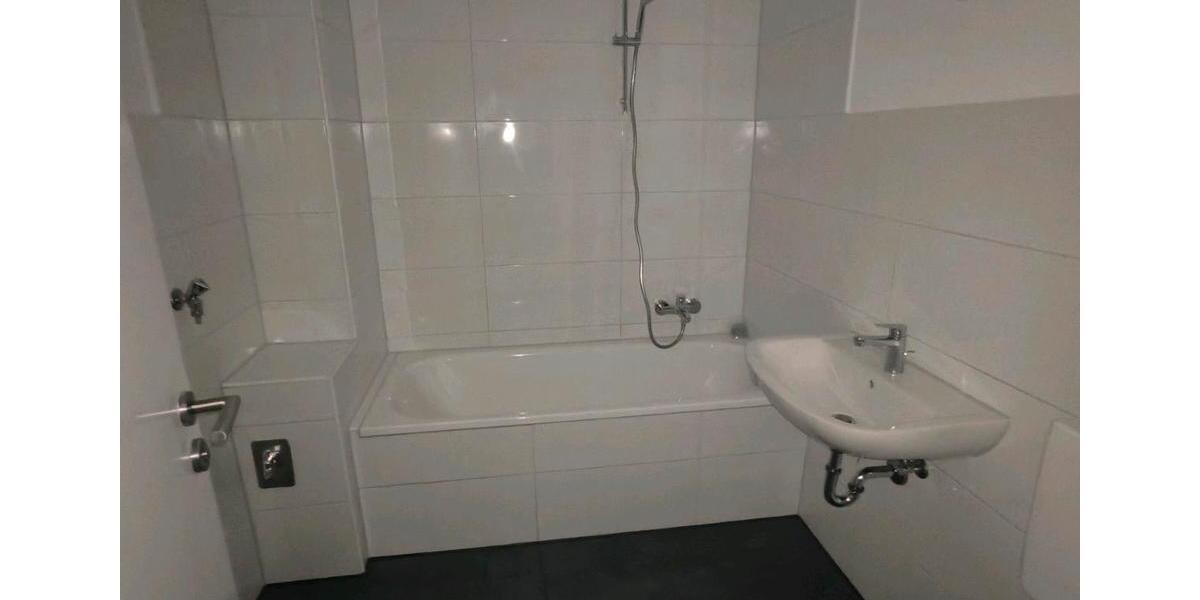 Etagenwohnung Essen Stadtbezirk III - 2 Zimmer, 65 m&sup2;, 820&euro; | Angebot:25377333