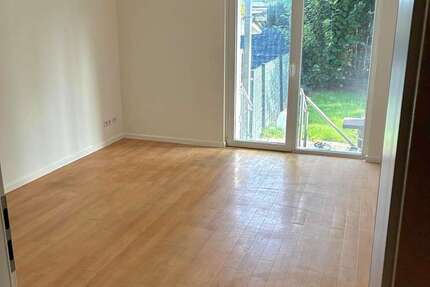 Wohnung Hilden - 3 Zimmer, 85 m&sup2;, 1.300&euro; | Angebot:27336770