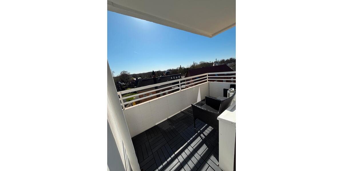 Dachgeschoßwohnung Essen Stadtbezirk VI - 3 Zimmer, 70 m&sup2;, 149.000&euro; | Angebot:25994131