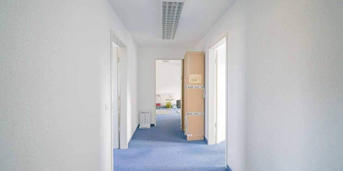 Gewerbeobjekt Ratingen West - 5 Zimmer, 152 m&sup2;, 1.500&euro; | Angebot:25815063