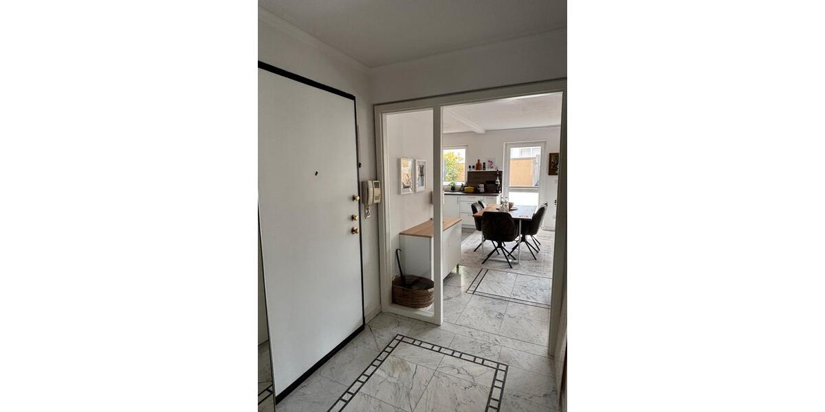 Erdgeschoßwohnung Solingen Ohligs - 2 Zimmer, 65 m&sup2;, 1.100&euro; | Angebot:25906213