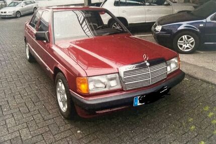 Mercedes-Benz 190 55.100 km 19.900 &euro; Remscheid 42855
