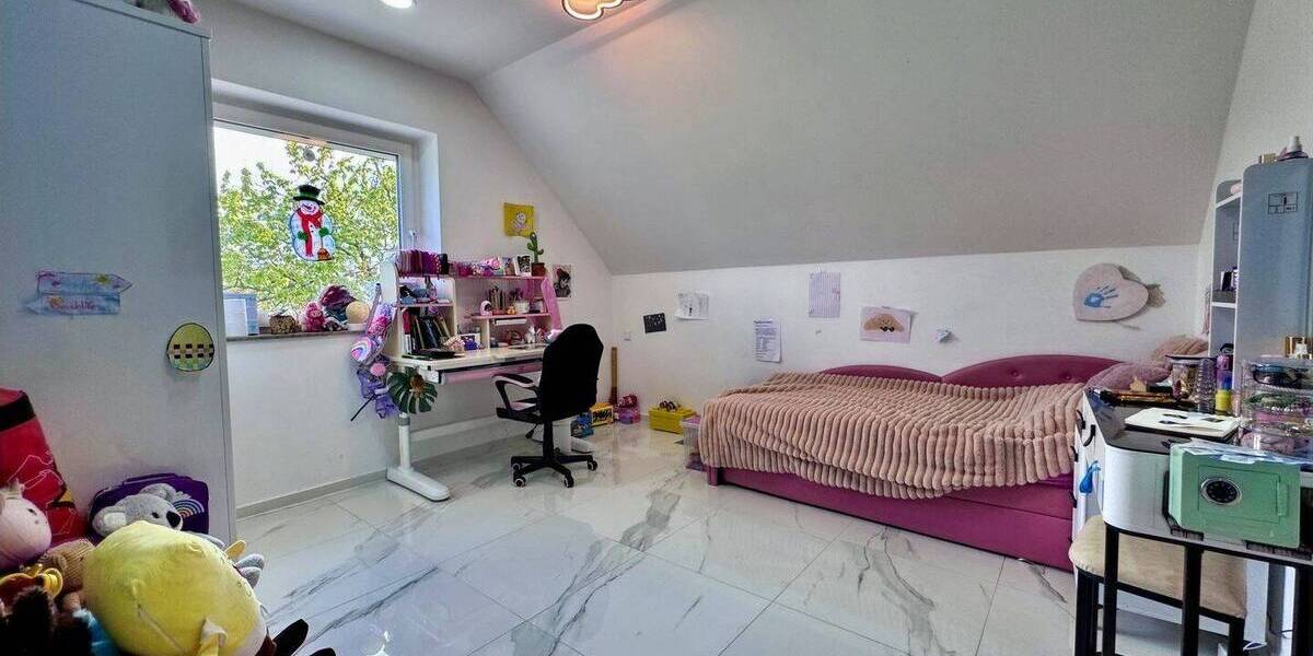 Einfamilienhaus Ratingen Breitscheid - 4 Zimmer, 315 m&sup2;, 1.300.000&euro; | Angebot:26455353