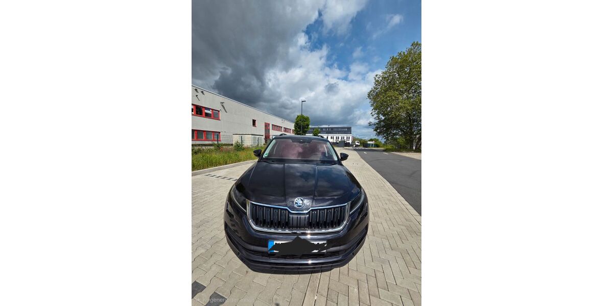 Skoda Karoq 74.000 km 23.500 &euro; Velbert 42553