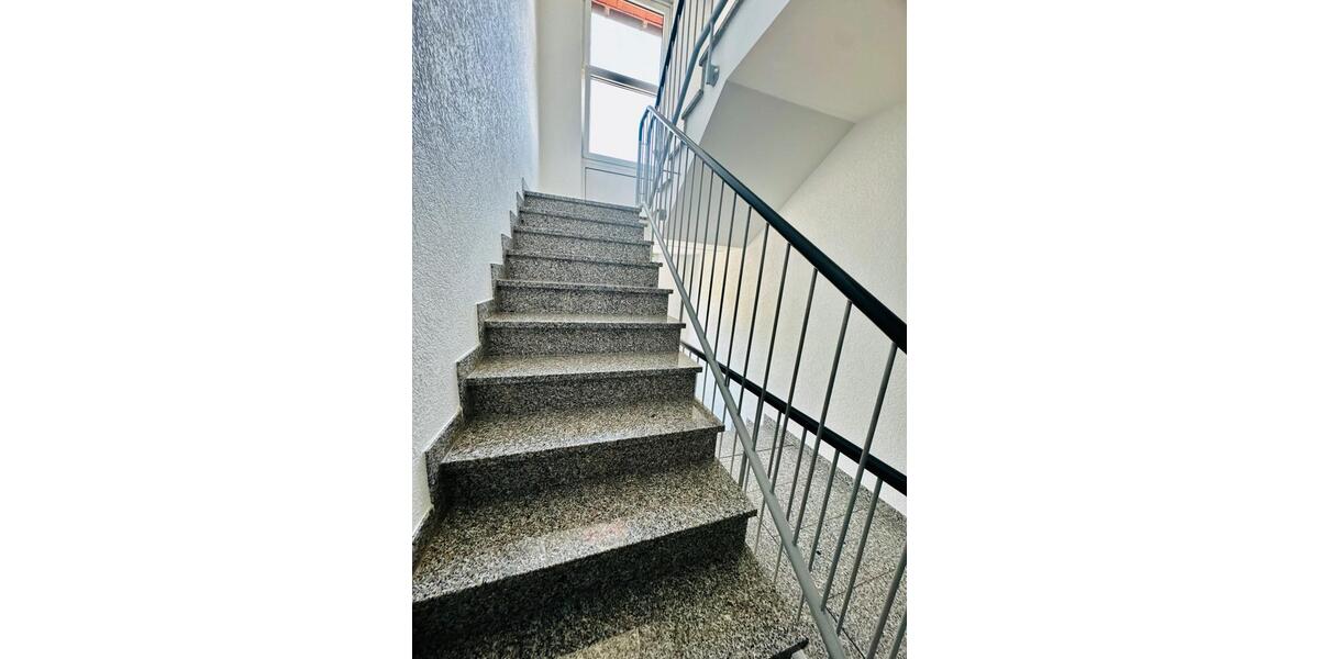 Dachgeschoßwohnung Ennepetal - 3 Zimmer, 78 m&sup2;, 780&euro; | Angebot:26623815