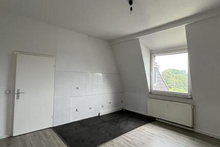 Wohnung Gelsenkirchen Gelsenkirchen-Mitte - 2 Zimmer, 64 m&sup2;, 410&euro; | Angebot:25335353