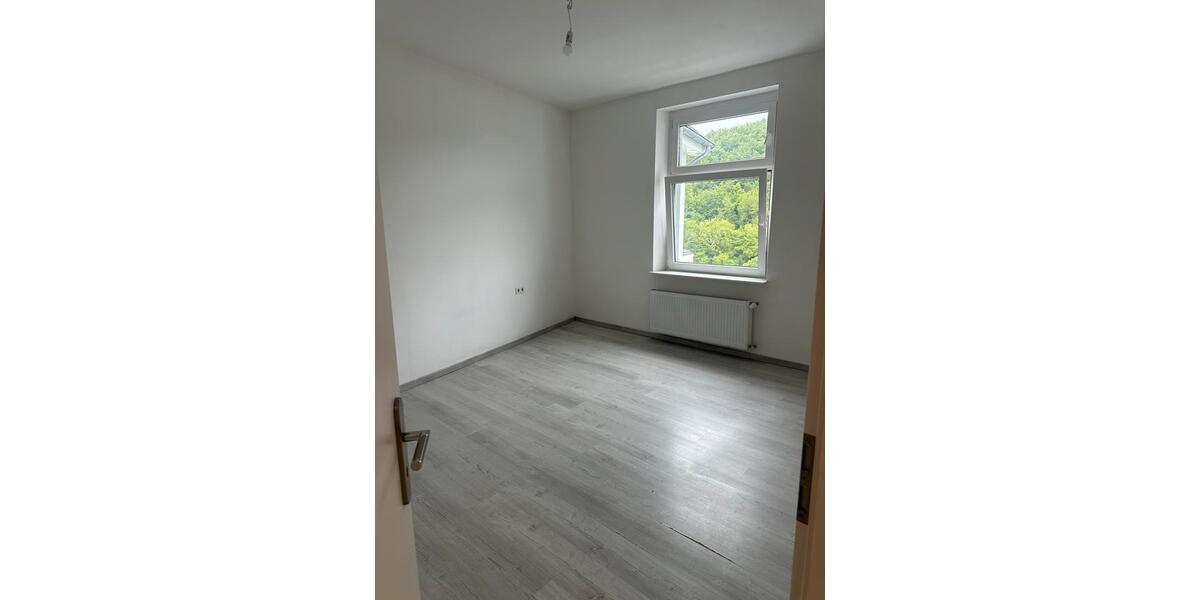 Etagenwohnung Ennepetal - 3 Zimmer, 95 m&sup2;, 900&euro; | Angebot:26535379