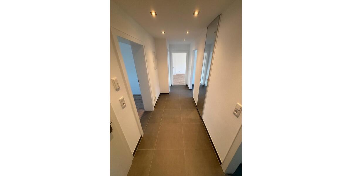 Etagenwohnung Wuppertal Gemarkung Elberfeld - 3 Zimmer, 68 m&sup2;, 749&euro; | Angebot:25397391