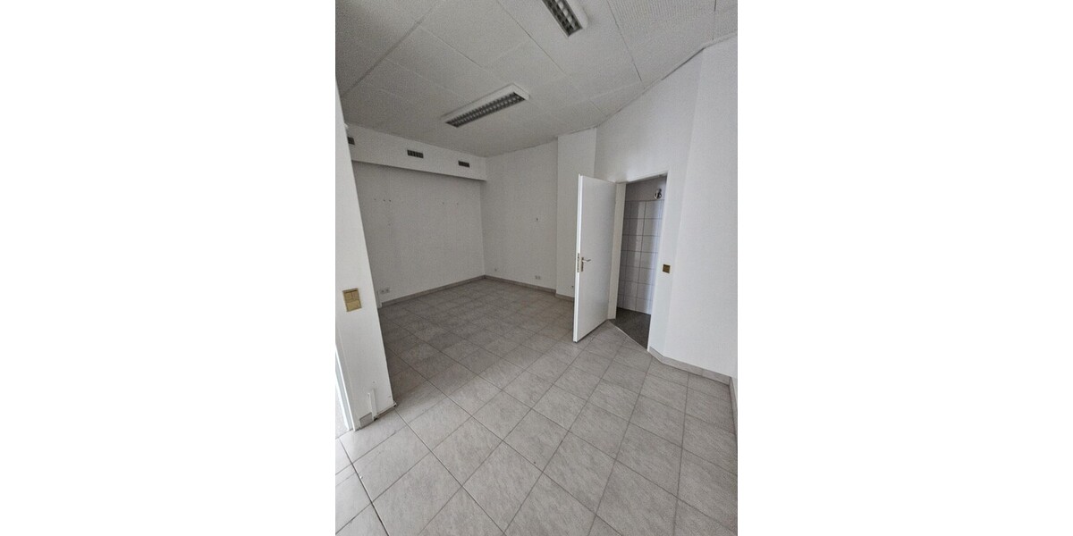 Gewerbeeinheit mit hoher Sichtbarkeit in zentraler Lage - Gewerbeobjekt Hagen / Hagen-Mitte Mitte | Angebot:24602291