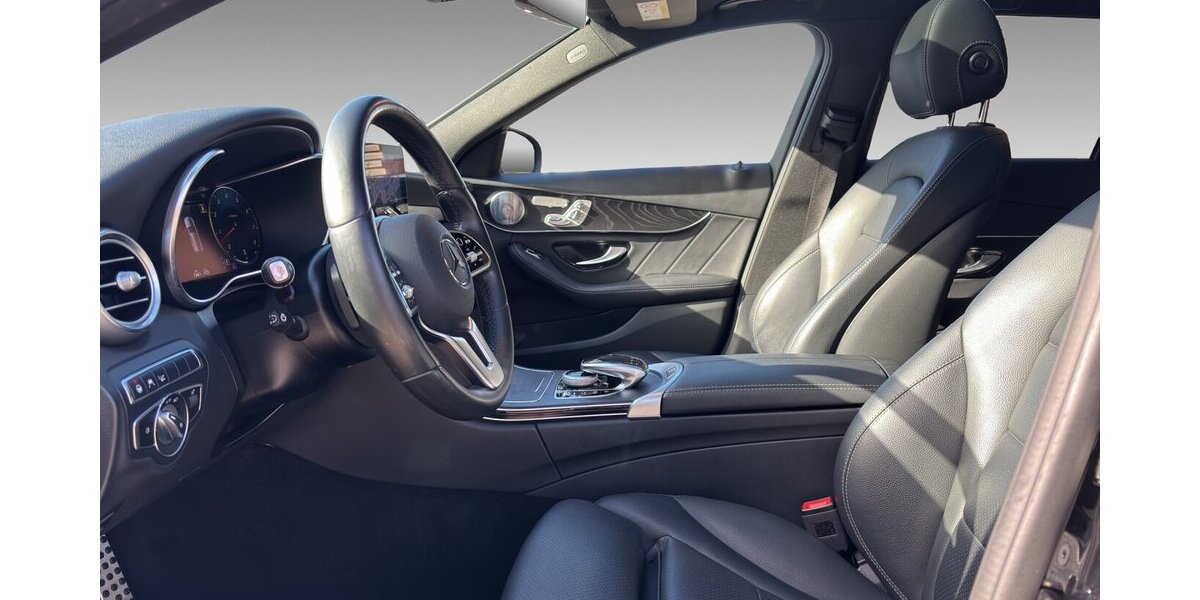 Mercedes-Benz C 400 T 4M AMG Pano Burm StdHz. HuD AHK Leder 138.921 km 25.500 &euro; Wuppertal 42327