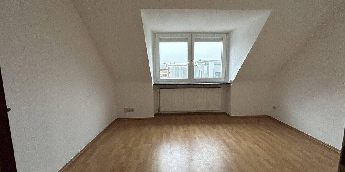 Etagenwohnung Velbert Tönisheide - 3 Zimmer, 65 m&sup2;, 540&euro; | Angebot:26023371
