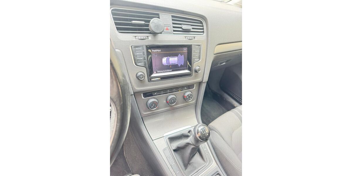 VW Golf 148.000 km 5.650 &euro; Gevelsberg 58285
