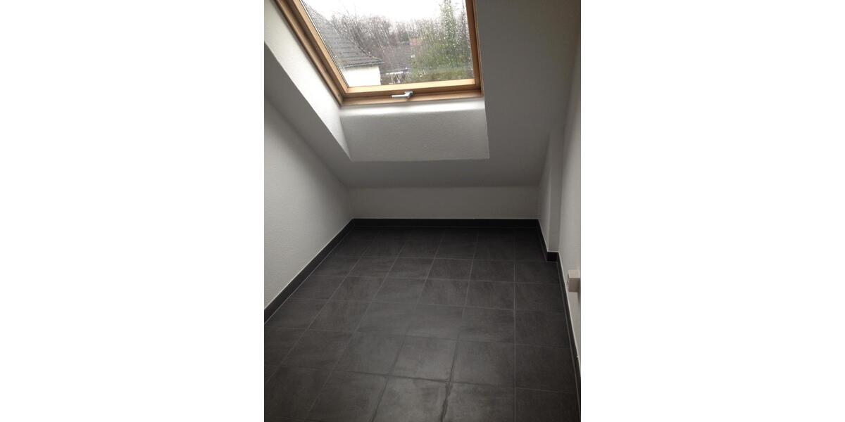 Dachgeschoßwohnung Haan - 2 Zimmer, 50 m&sup2;, 500&euro; | Angebot:26603546