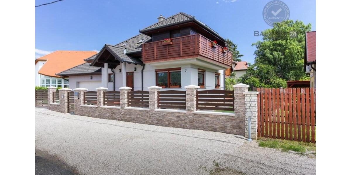 Ferienimmobilie Essen Südviertel - 71&euro; | Angebot:24433737