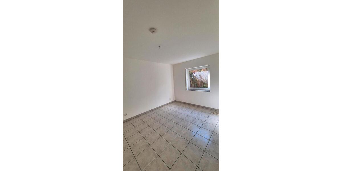 Etagenwohnung Burscheid - 2 Zimmer, 60 m&sup2;, 570&euro; | Angebot:25841769