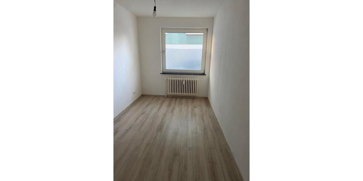 Erdgeschoßwohnung Wuppertal Gemarkung Elberfeld - 4 Zimmer, 93 m&sup2;, 919&euro; | Angebot:25810847