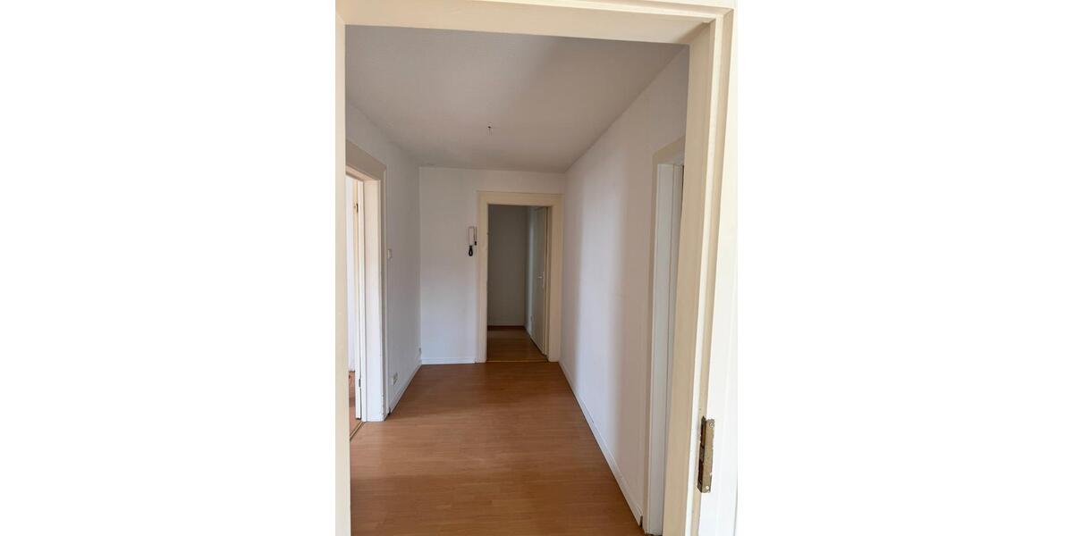 Dachgeschoßwohnung Hattingen - 3 Zimmer, 61 m&sup2;, 385&euro; | Angebot:26612580