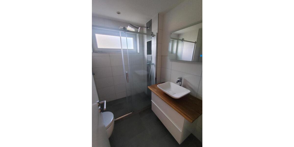 Erdgeschoßwohnung Wuppertal Gemarkung Elberfeld - 3 Zimmer, 84 m&sup2;, 1.250&euro; | Angebot:26554332