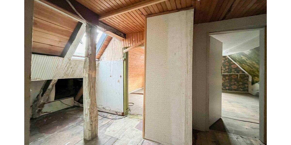 Einfamilienhaus Solingen Gräfrath - 6 Zimmer, 160.000&euro; | Angebot:26331474