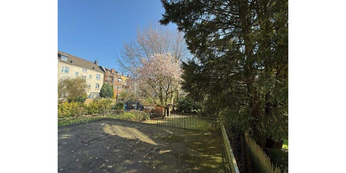 Gewerbeobjekt Essen Holsterhausen - 1.720&euro; | Angebot:25899800