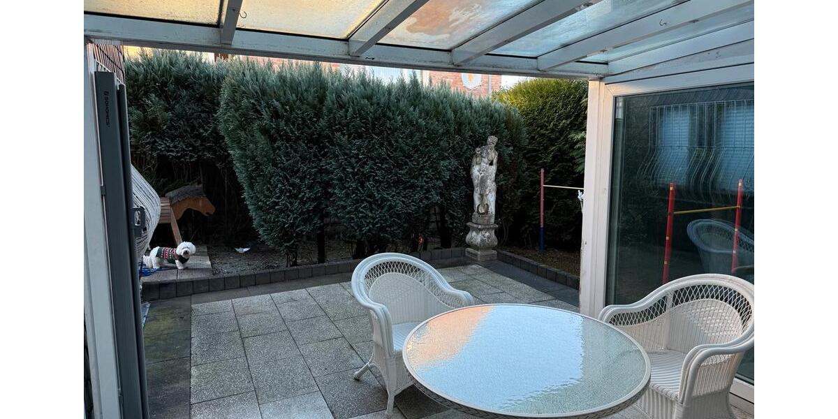 Erdgeschoßwohnung Wuppertal Brill - 4 Zimmer, 174 m&sup2;, 349.000&euro; | Angebot:24352397