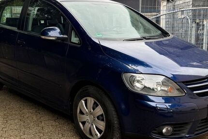 VW Golf 197.000 km 4.500 &euro; Remscheid 42855