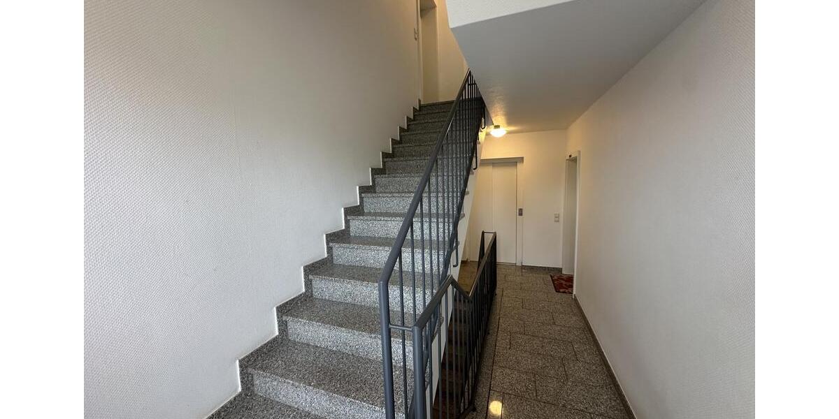 Etagenwohnung Essen Stadtbezirk IX - 3 Zimmer, 85 m&sup2;, 1.360&euro; | Angebot:24864402