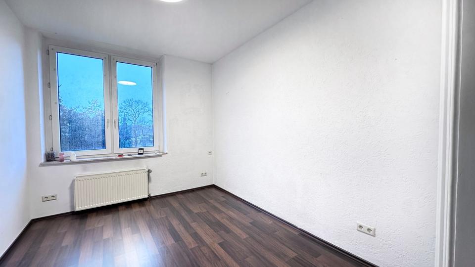 Doppelhaushälfte Solingen Mitte - 9 Zimmer, 210 m&sup2;, 340.000&euro; | Angebot:25832753