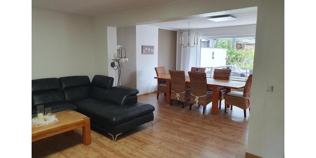 Reihenhaus Essen Stadtbezirk VII - 5 Zimmer, 91 m&sup2;, 370.000&euro; | Angebot:26623431