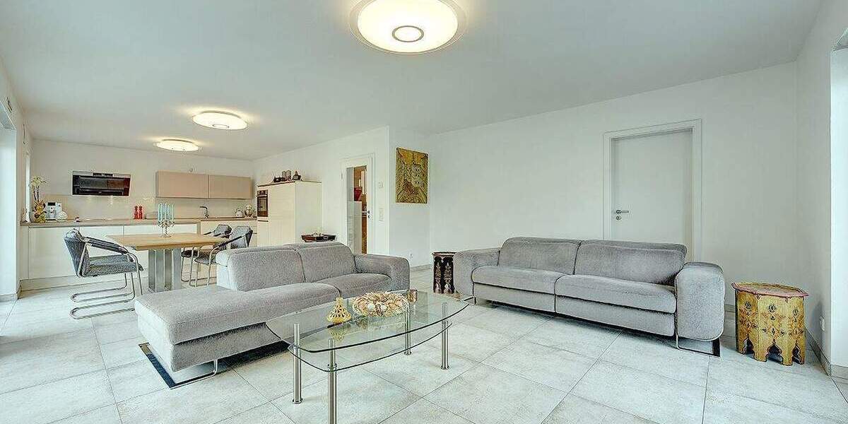 Einfamilienhaus Düsseldorf Unterrath - 5 Zimmer, 143 m&sup2;, 1.298.000&euro; | Angebot:25744337