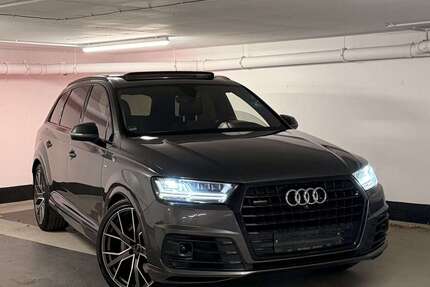 Audi Q7 209.855 km 33.750 &euro; Düsseldorf 40229