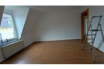 Dachgeschoßwohnung Wuppertal Gemarkung Langerfeld - 4 Zimmer, 100 m&sup2;, 950&euro; | Angebot:26324943