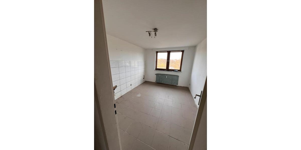 Dachgeschoßwohnung Gelsenkirchen Ückendorf - 3 Zimmer, 80 m&sup2;, 600&euro; | Angebot:26613530