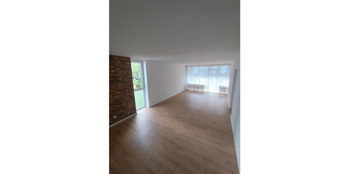 Erdgeschoßwohnung Wuppertal Gemarkung Elberfeld - 3 Zimmer, 84 m&sup2;, 1.250&euro; | Angebot:26554332