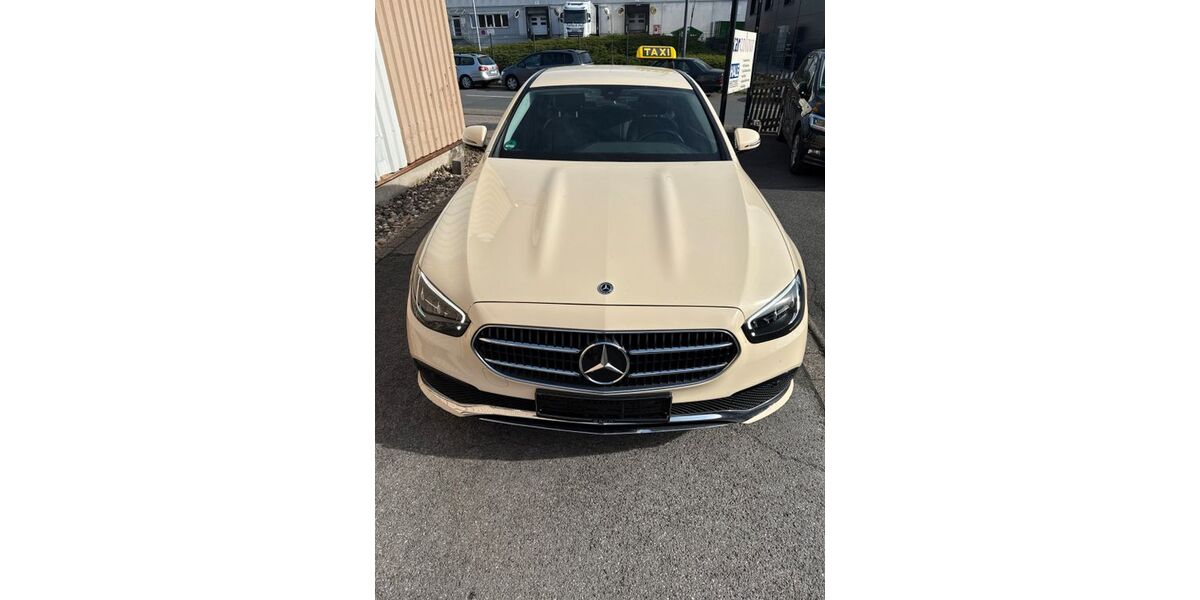 Mercedes-Benz E 200 220.000 km 23.000 &euro; Wuppertal 42389