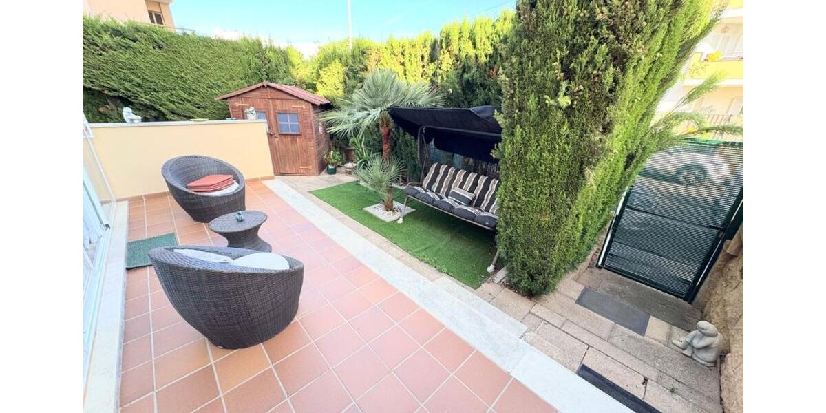 Ferienimmobilie Wuppertal Unterbarmen - 1.500&euro; | Angebot:23796115